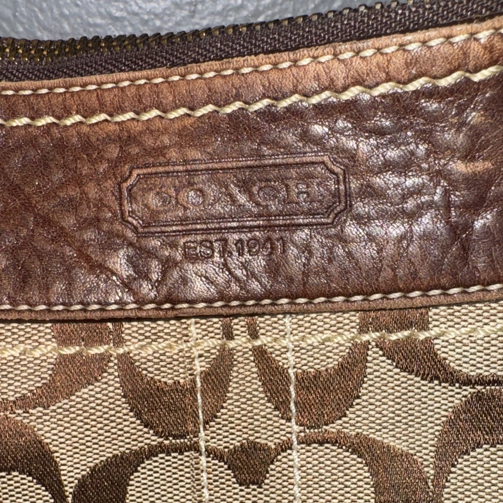 🥂VINTAGE COACH🥂 C monogram Patterned Crossbody … - image 2